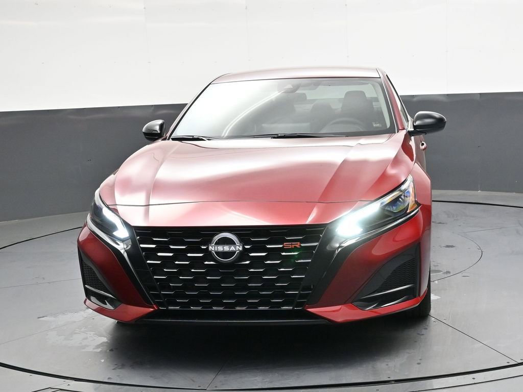 New 2026 Nissan Altima 2.5 SR image 9