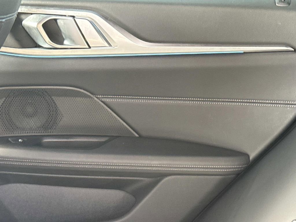 Used 2024 BMW i4 eDrive40 image 15