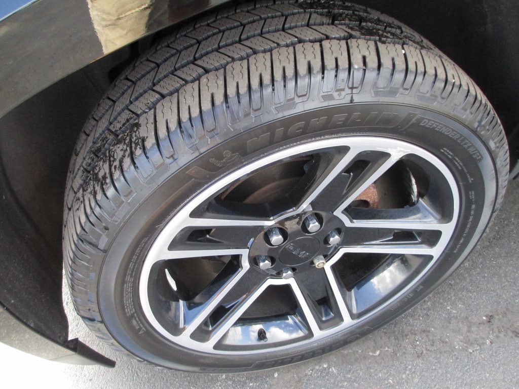 Used 2016 GMC Yukon SLE w/ Convenience Package image 11