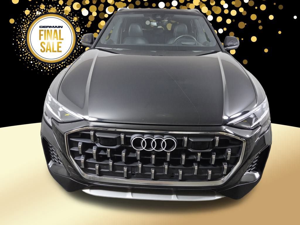 Used 2024 Audi Q8 Prestige w/ Prestige Package image 3