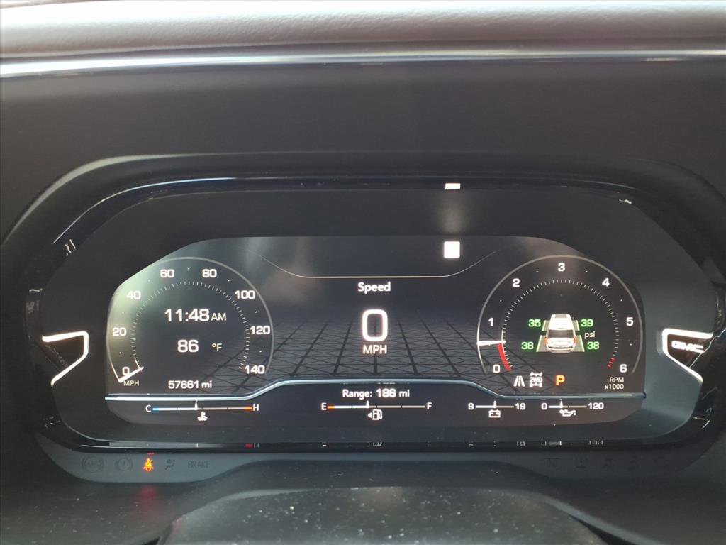 Used 2022 GMC Yukon XL Denali w/ Denali Premium Package image 25