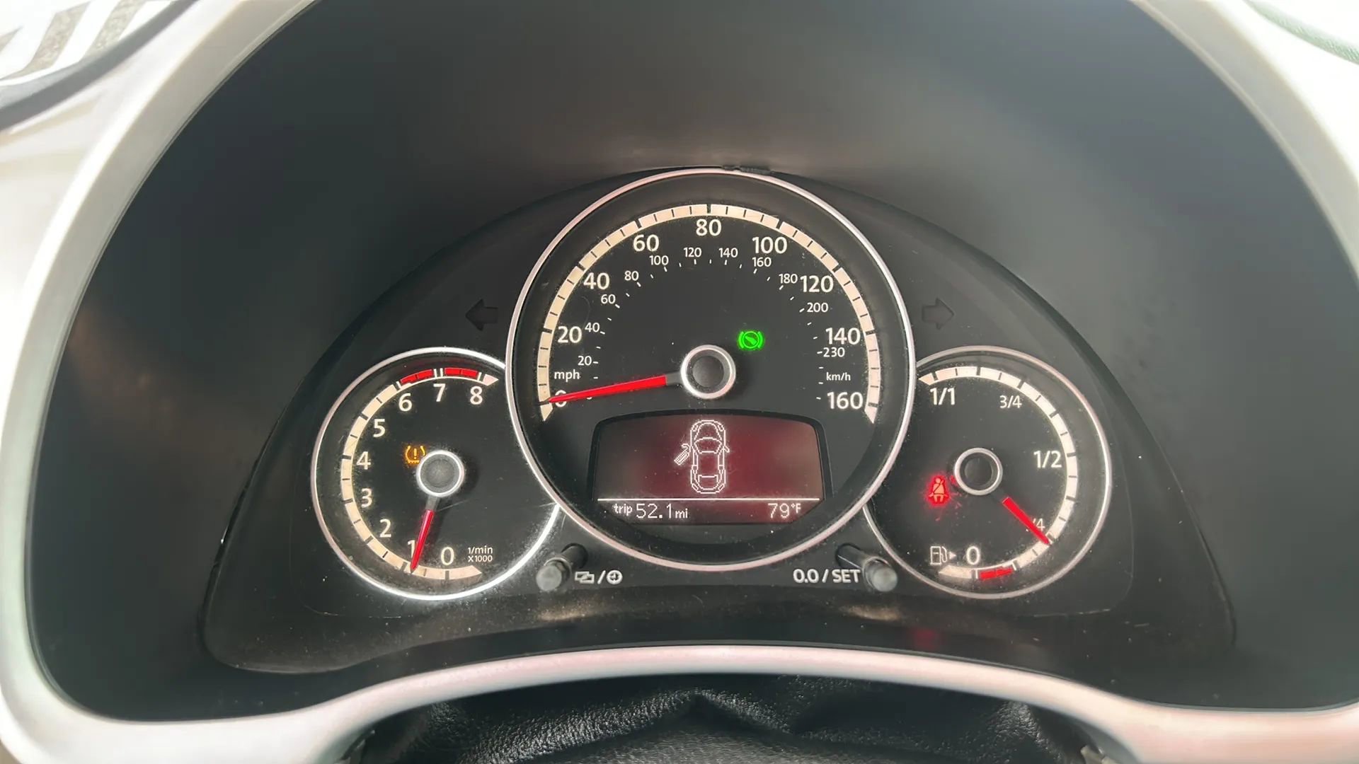 Used 2013 Volkswagen Beetle 2.5 image 6