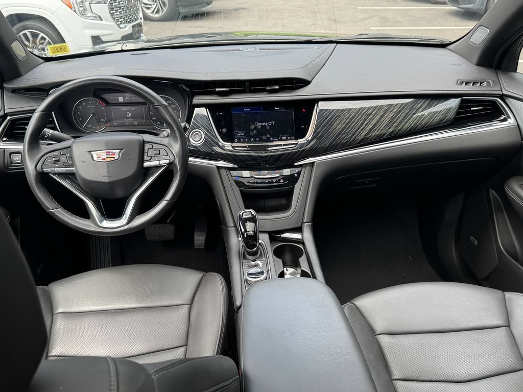 Used 2023 Cadillac XT6 Premium Luxury AWD/4WD image 12