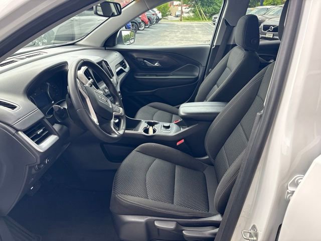 Used 2024 GMC Terrain SLE FWD image 8