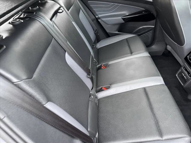 Used 2023 Volkswagen ID.4 Pro S Plus image 19