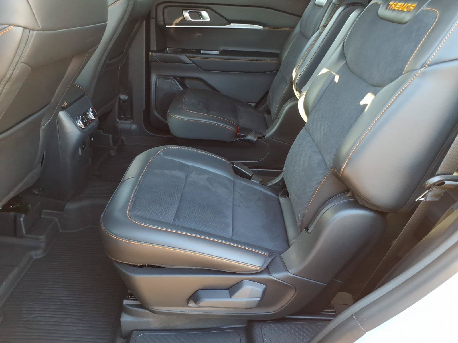 Used 2026 Ford Explorer Tremor AWD/4WD image 13