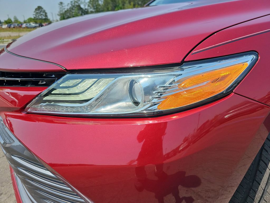 Used 2020 Toyota Camry XLE w/ Navigation Package FWD image 34