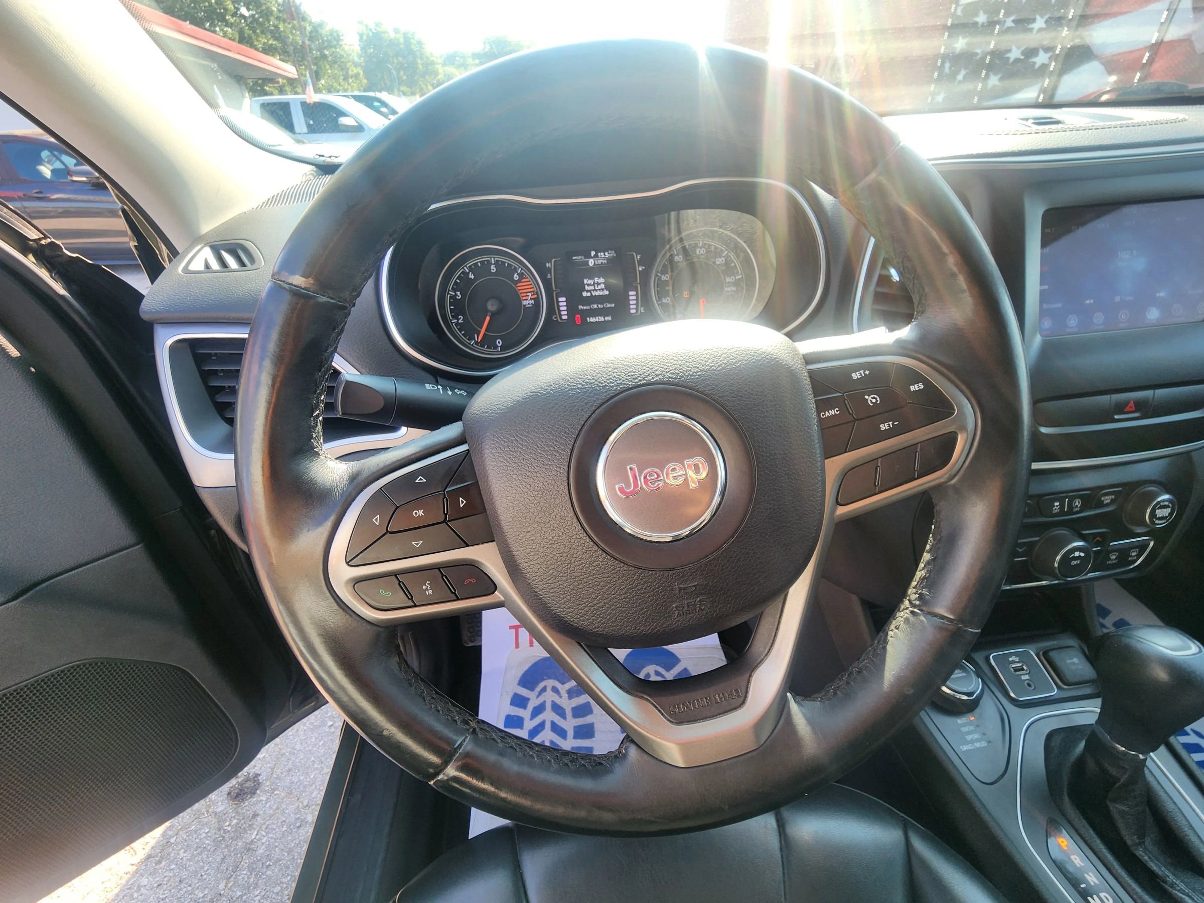 Used 2019 Jeep Cherokee Latitude Plus image 9