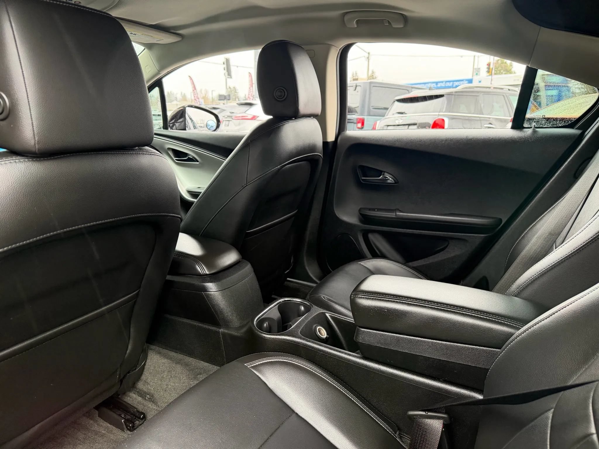 Used 2014 Chevrolet Volt Premium w/ Premium Trim Package FWD image 17