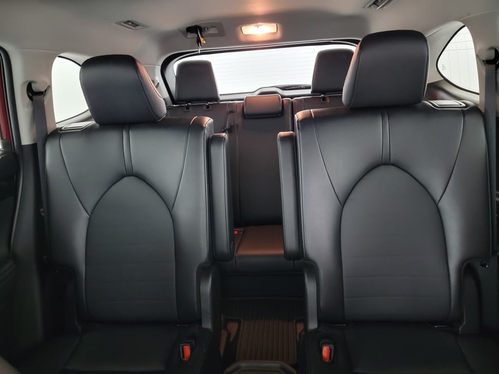 Certified 2026 Toyota Highlander XLE AWD/4WD image 13