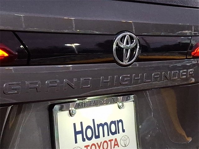 New 2026 Toyota Grand Highlander Platinum image 15