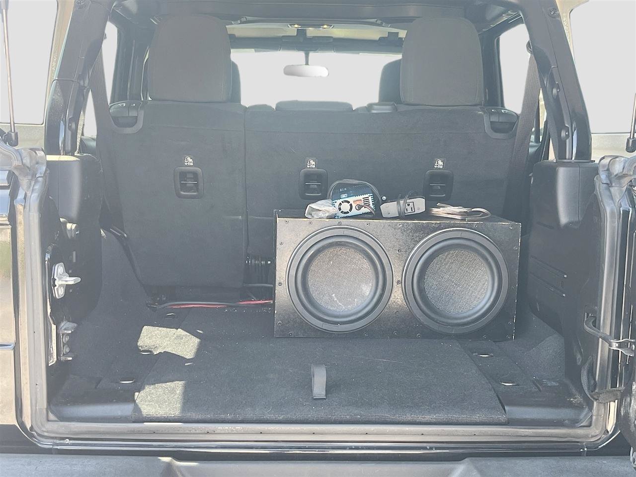 Used 2019 Jeep Wrangler Unlimited Sport S image 28