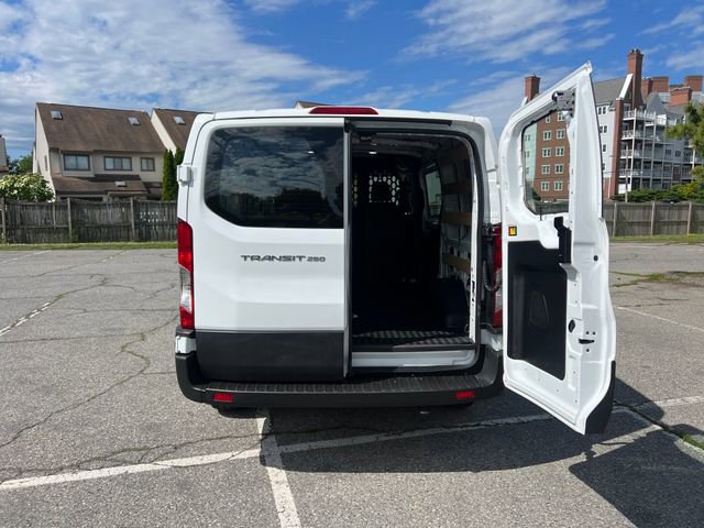 Used 2025 Ford Transit 250 Low Roof w/ Exterior Upgrade Package RWD image 24
