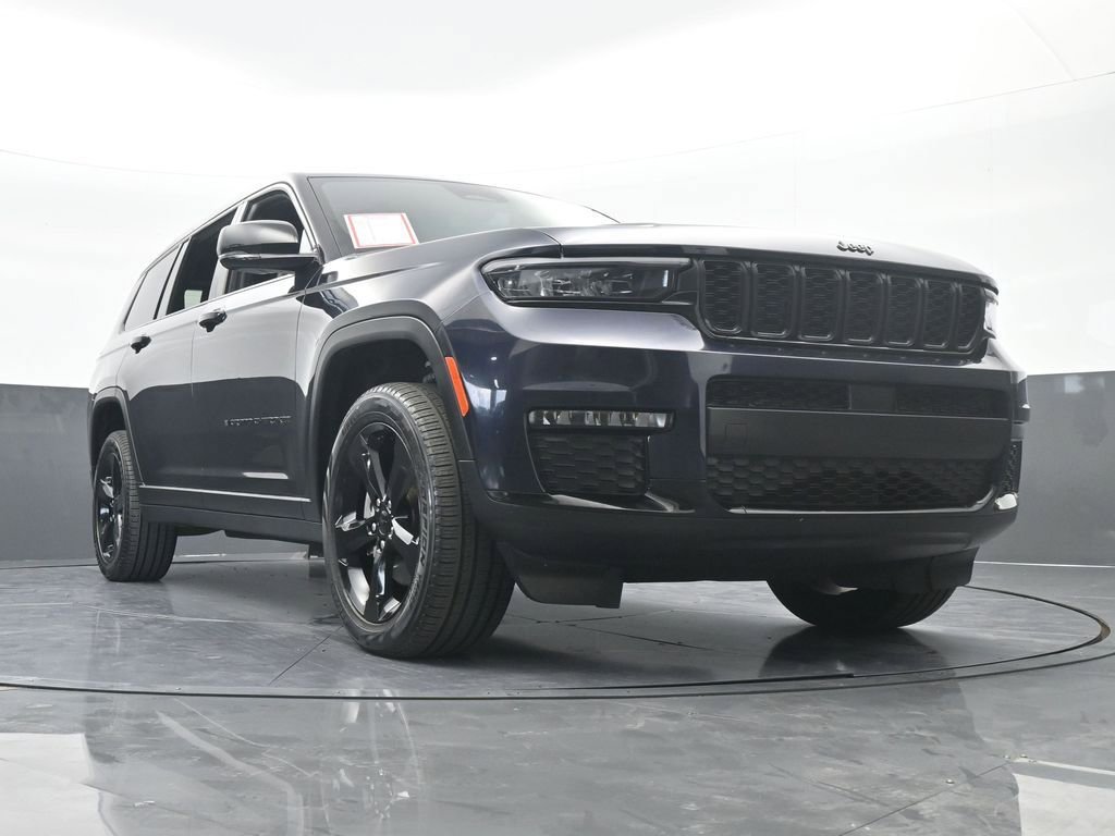 Used 2024 Jeep Grand Cherokee L Limited w/ Black Appearance Package image 65