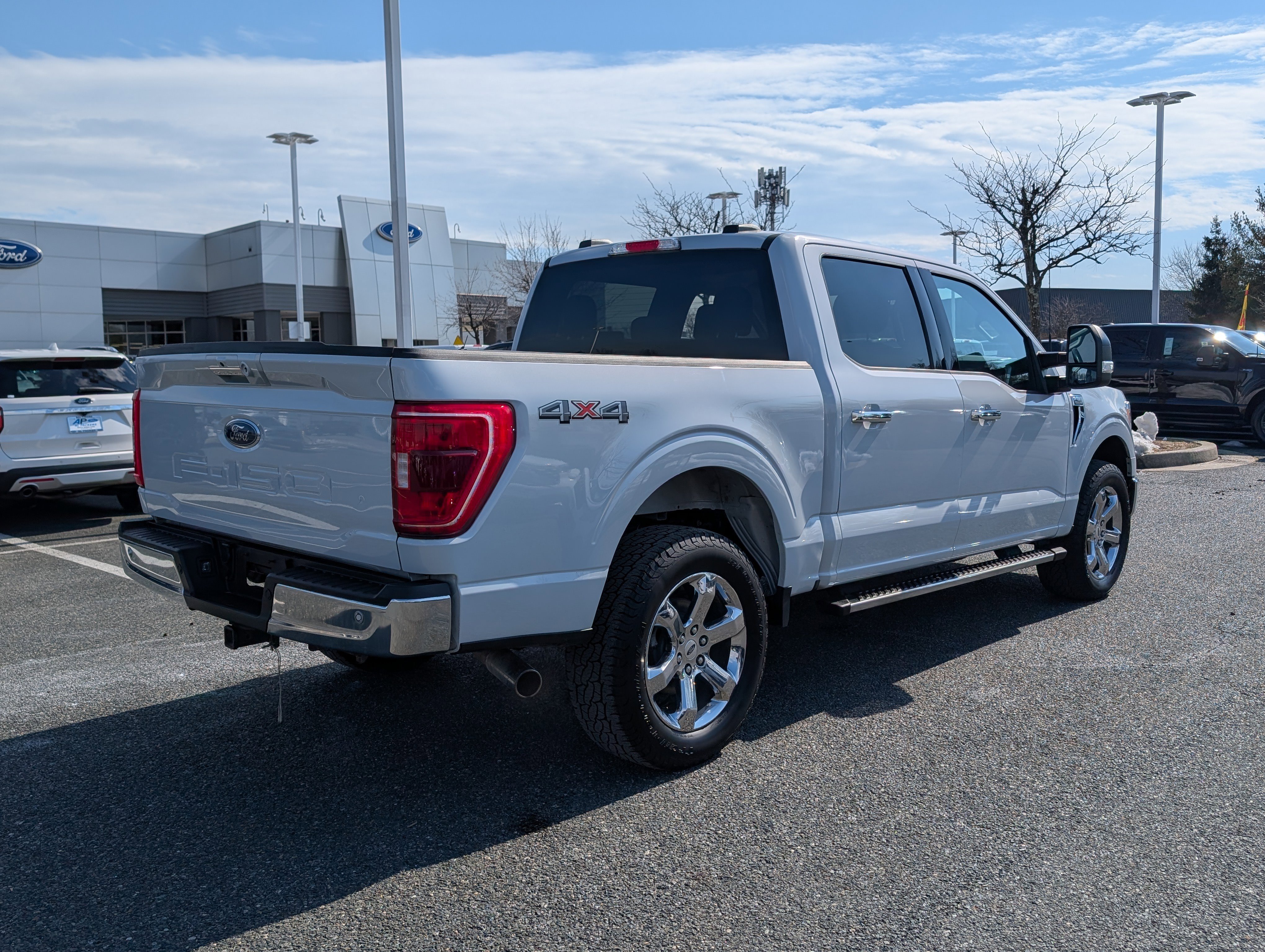 Certified 2021 Ford F150 XLT w/ Equipment Group 302A High image 3