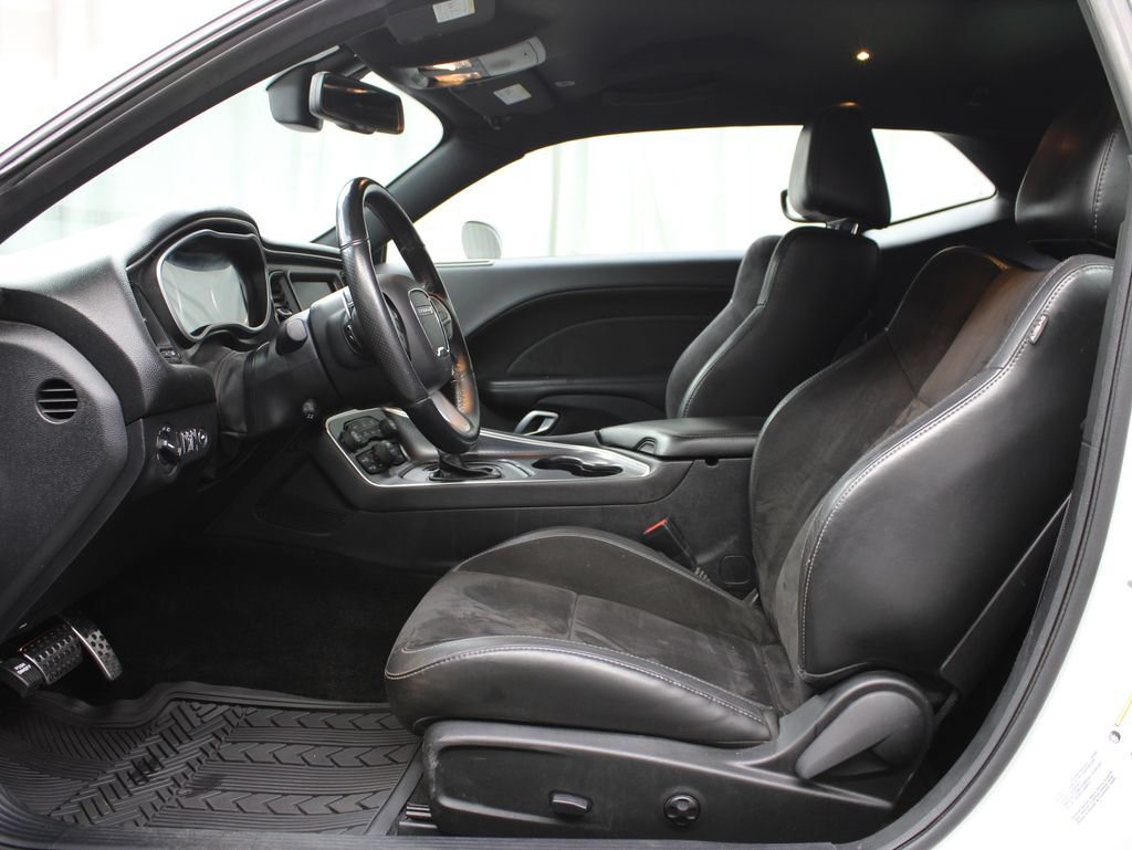 Used 2018 Dodge Challenger GT w/ GT Interior Package AWD/4WD image 13