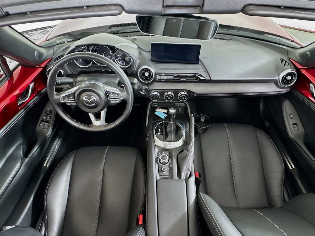 Used 2025 MAZDA MX-5 Miata RF Grand Touring RWD image 28