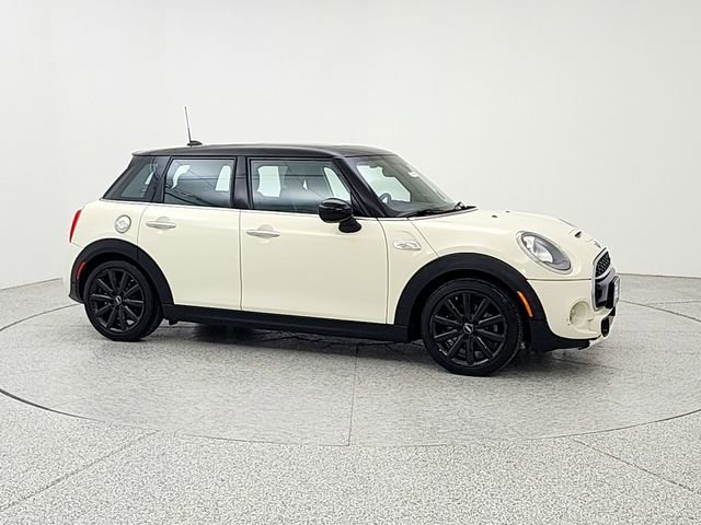 Used 2015 MINI Cooper S image 3