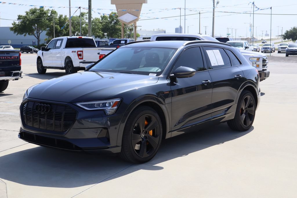 Used 2022 Audi e-tron Premium Plus w/ Premium Plus Package AWD/4WD image 5