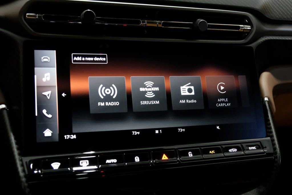 Used 2025 Aston Martin Vanquish image 18