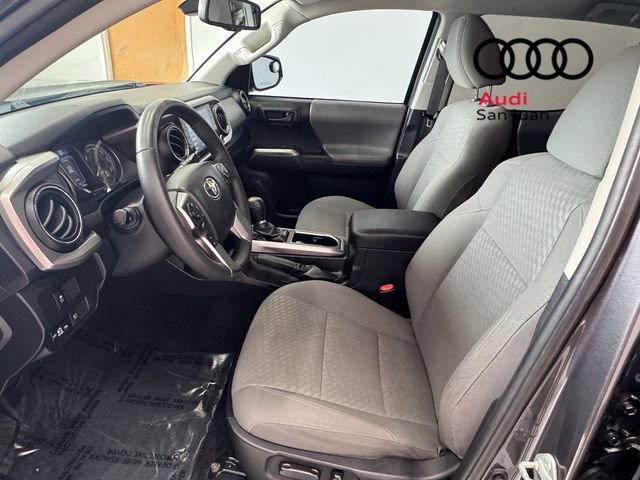 Used 2020 Toyota Tacoma SR5 RWD image 25