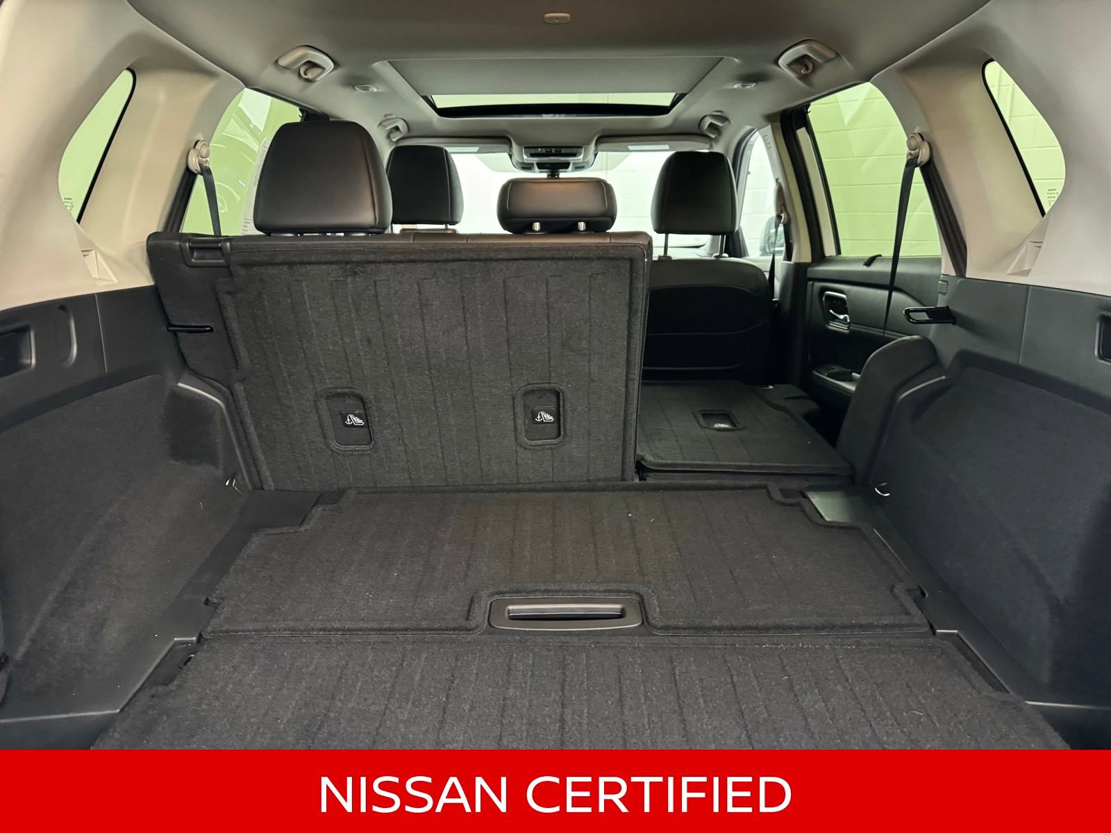 Used 2024 Nissan Rogue Platinum w/ Platinum Premium Package image 36