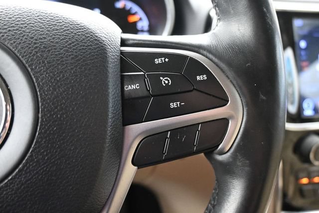 Used 2019 Jeep Grand Cherokee Limited w/ Trailer Tow Group IV RWD image 15