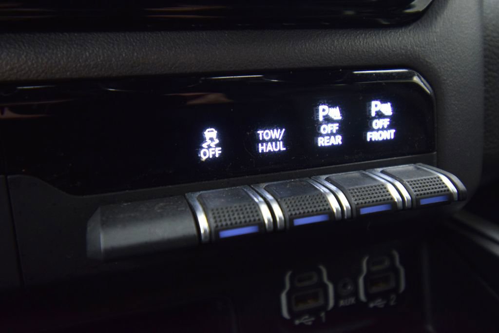 Used 2022 RAM 1500 Laramie AWD/4WD image 35