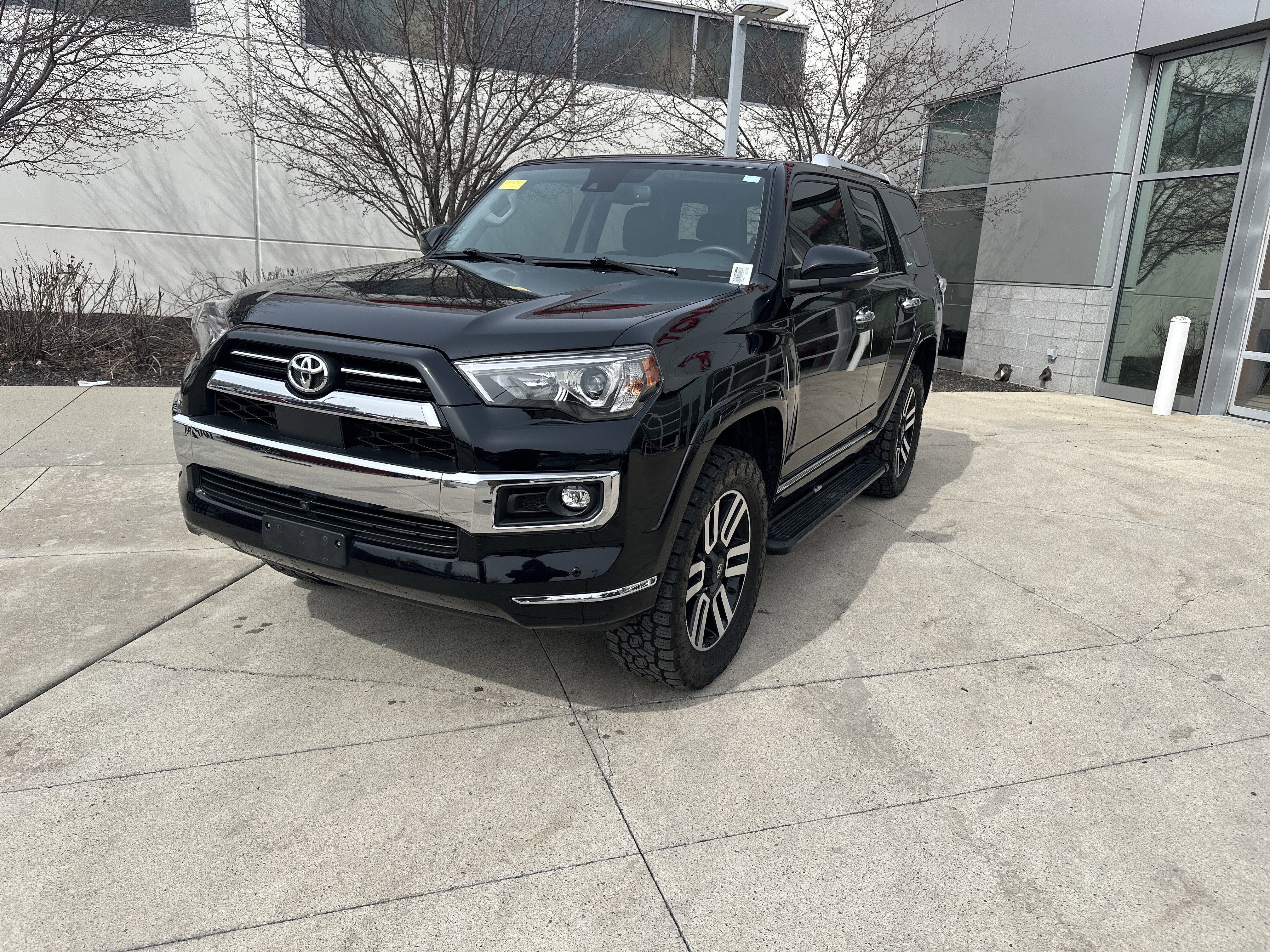 Used 2022 Toyota 4Runner Limited image 3