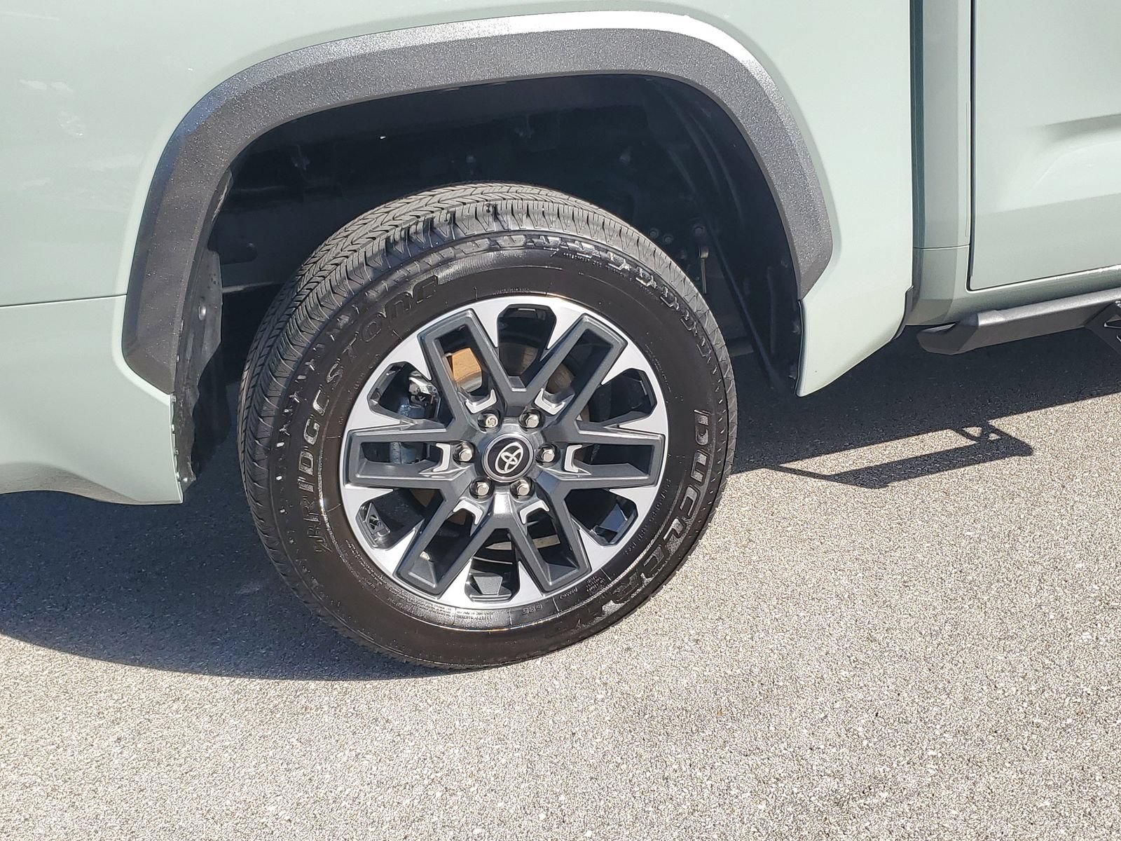 Certified 2025 Toyota Tundra Limited AWD/4WD image 5