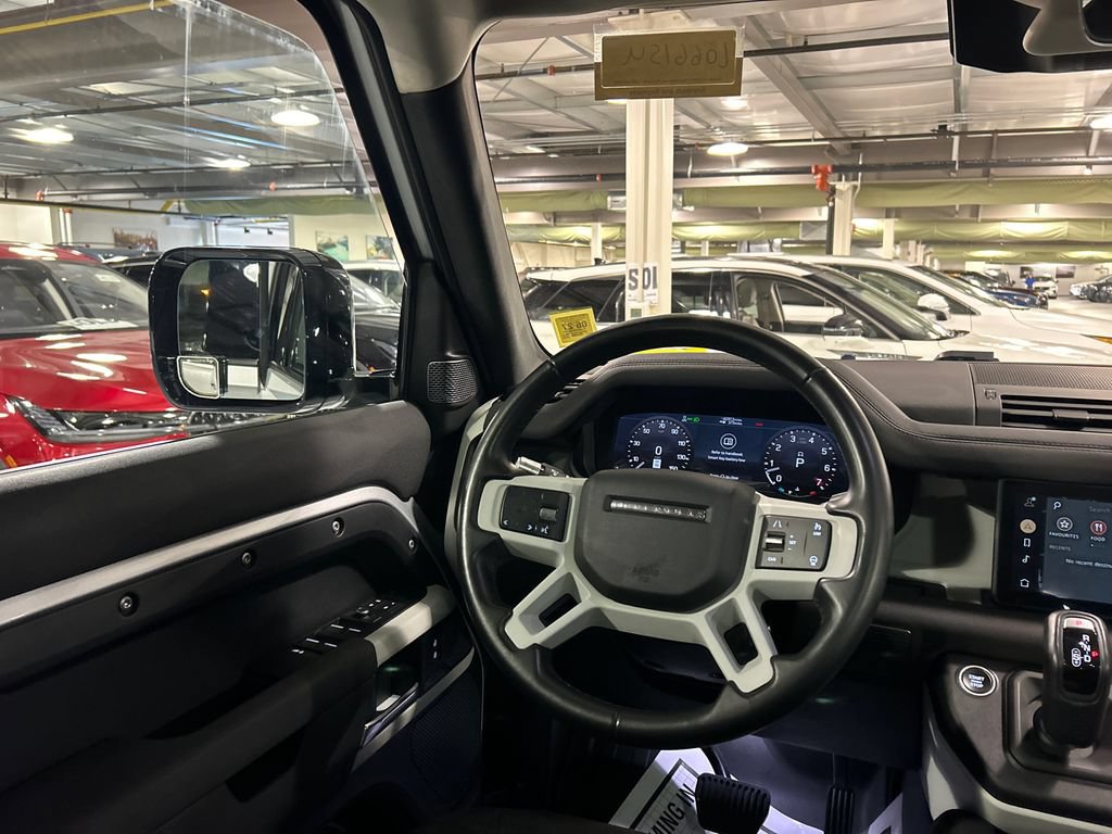 Used 2020 Land Rover Defender 110 First Edition AWD/4WD image 26