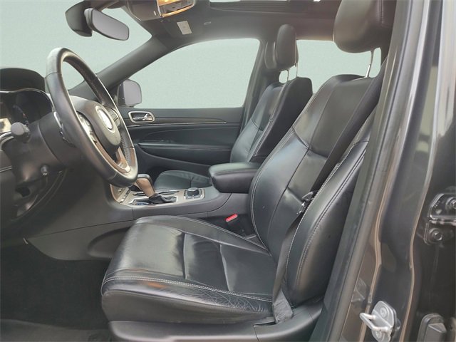 Used 2017 Jeep Grand Cherokee Limited w/ Luxury Group II image 30