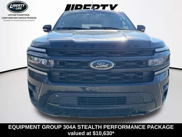 Used 2024 Ford Expedition Max Limited AWD/4WD image 2