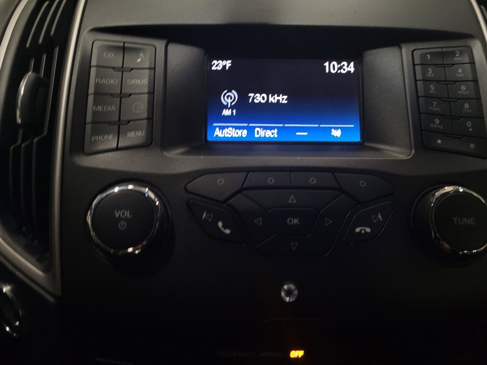 Used 2018 Ford Edge SEL image 25