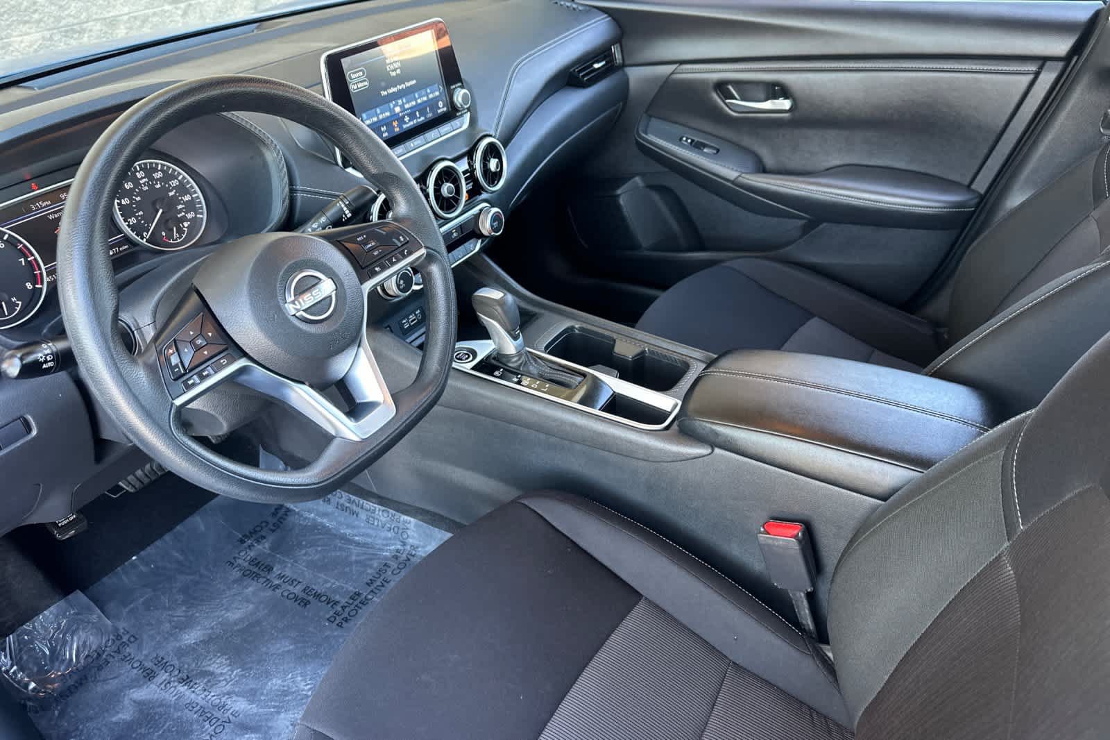 Used 2025 Nissan Sentra SV FWD image 9