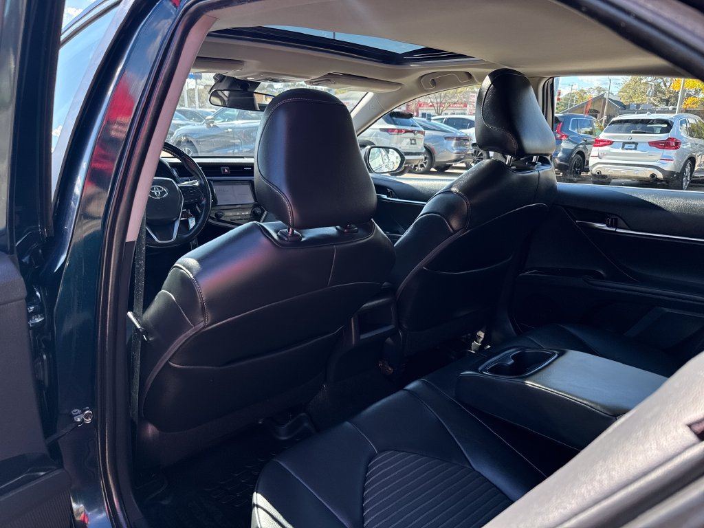 Used 2020 Toyota Camry SE FWD image 35