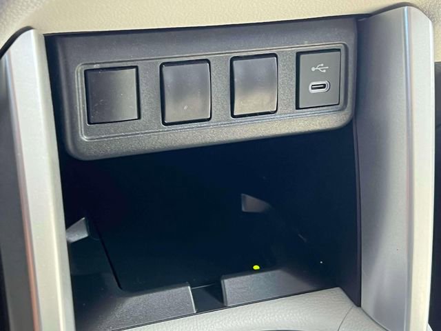 Certified 2024 Toyota Corolla Cross LE w/ Moonroof Package image 34