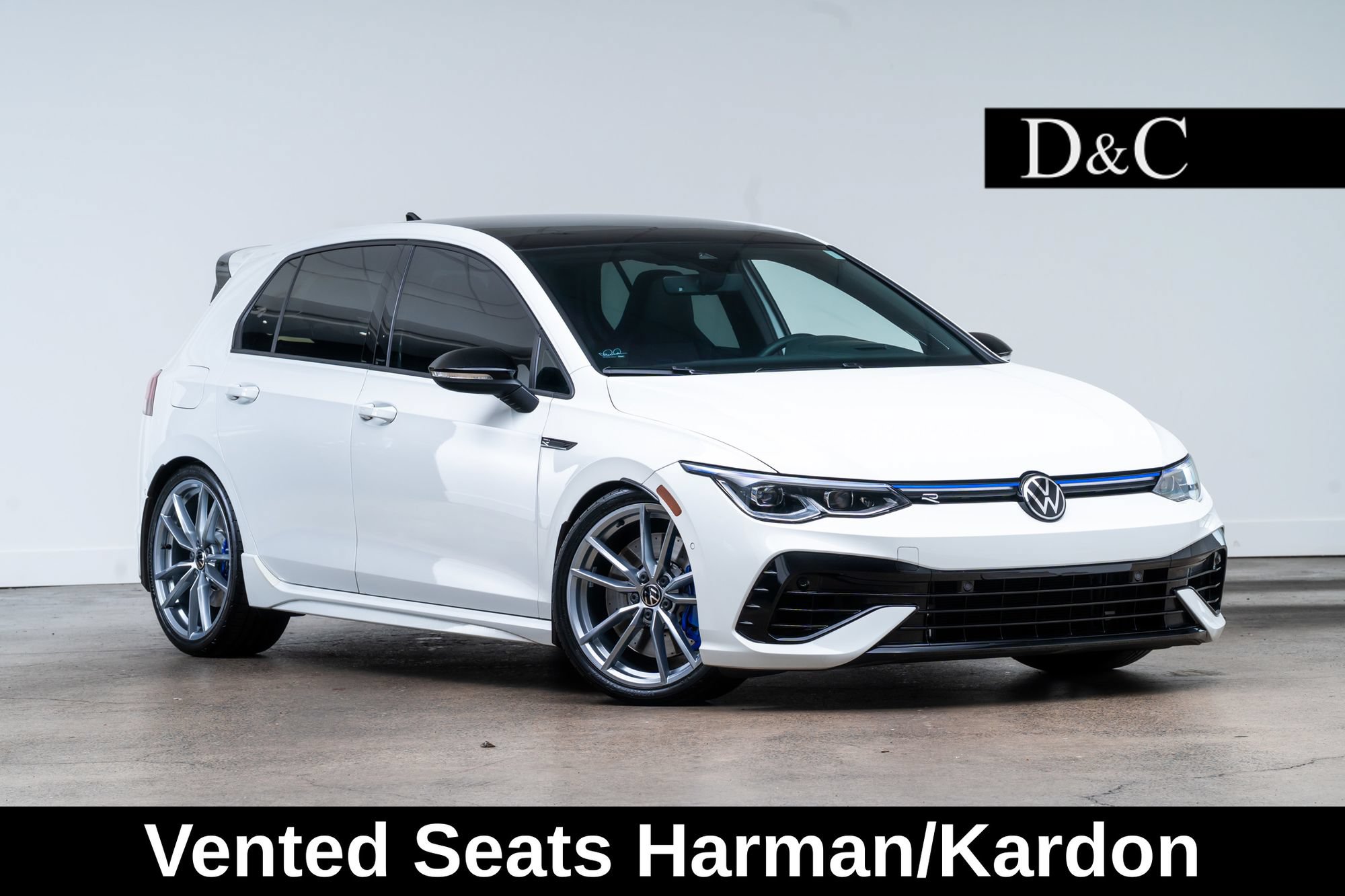 Used 2024 Volkswagen Golf R AWD/4WD image 1