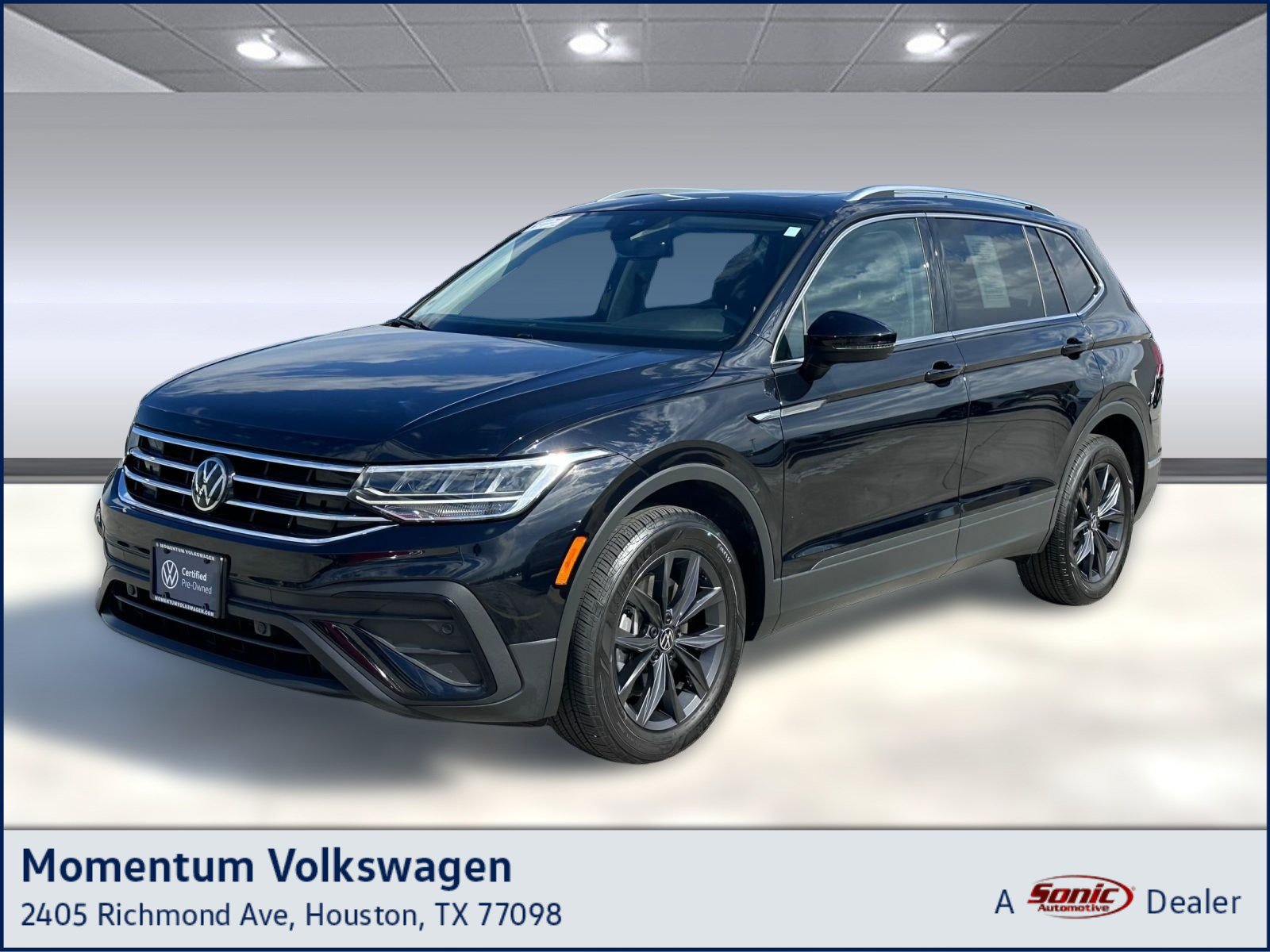 Certified 2022 Volkswagen Tiguan SE w/ Panoramic Sunroof Package