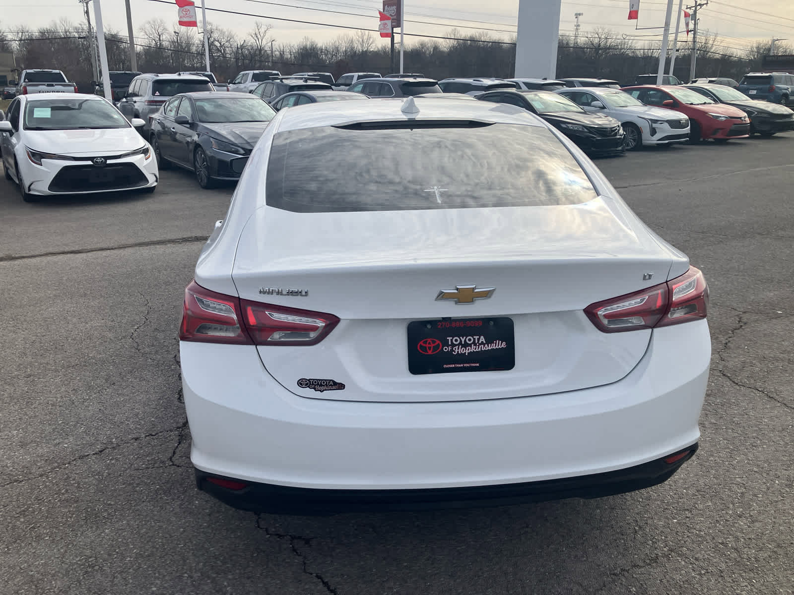 Used 2021 Chevrolet Malibu LT FWD image 6