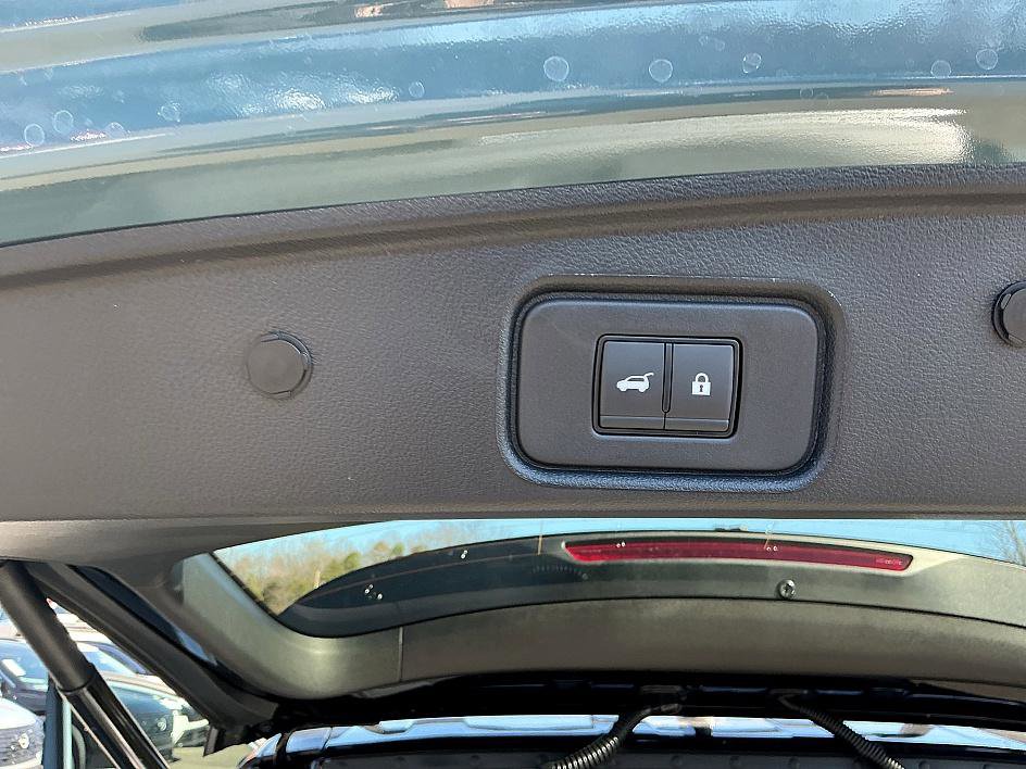 New 2026 Nissan Pathfinder Platinum image 28