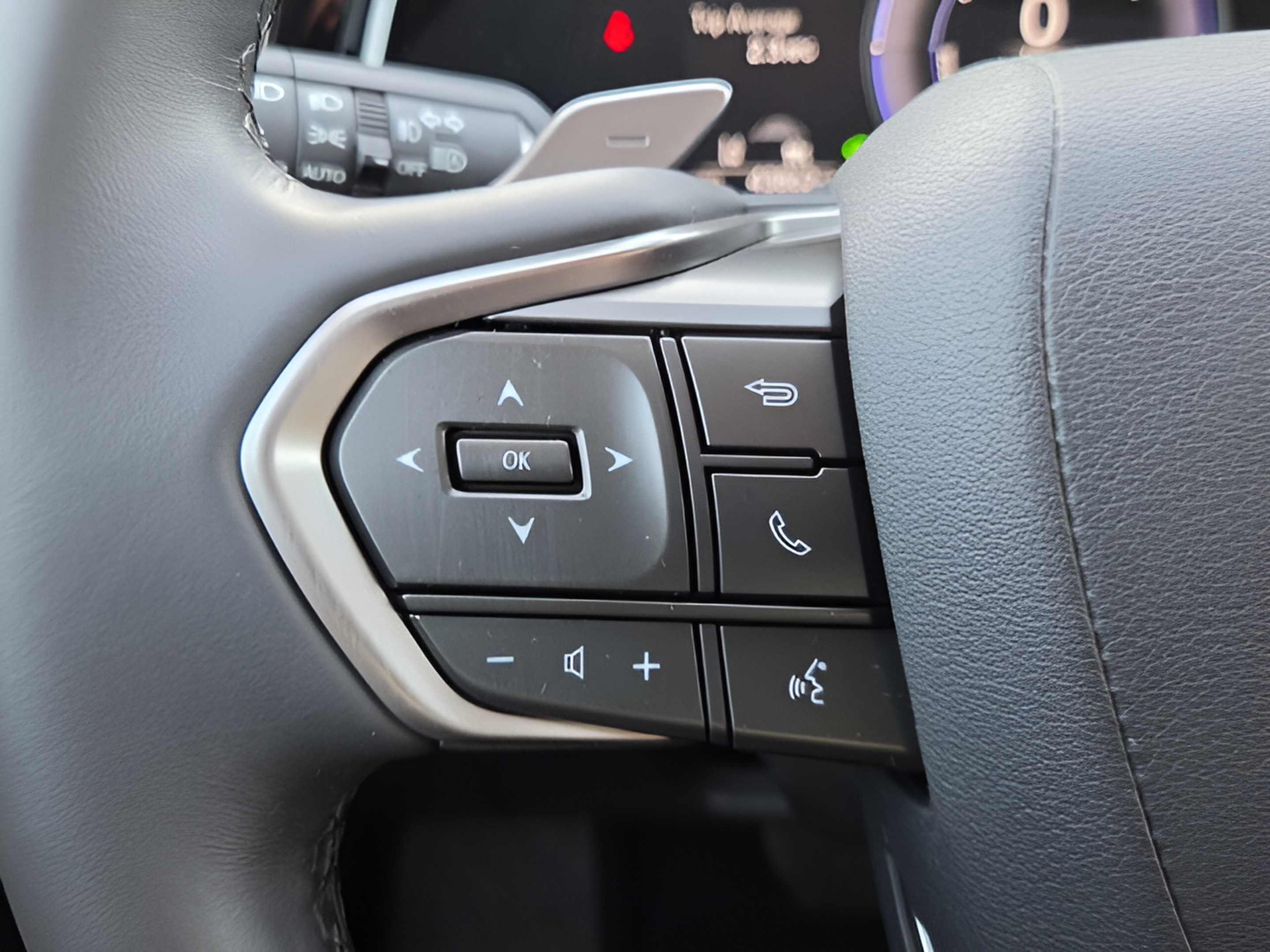 Used 2024 Lexus NX 350h AWD image 24