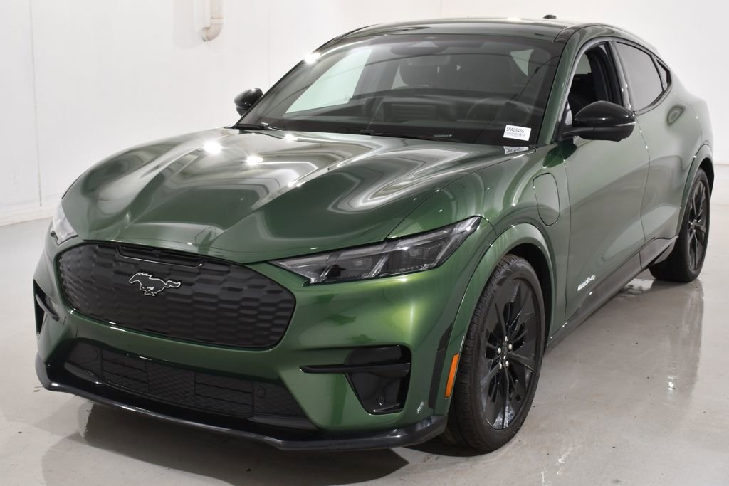 Used 2025 Ford Mustang Mach-E GT image 2