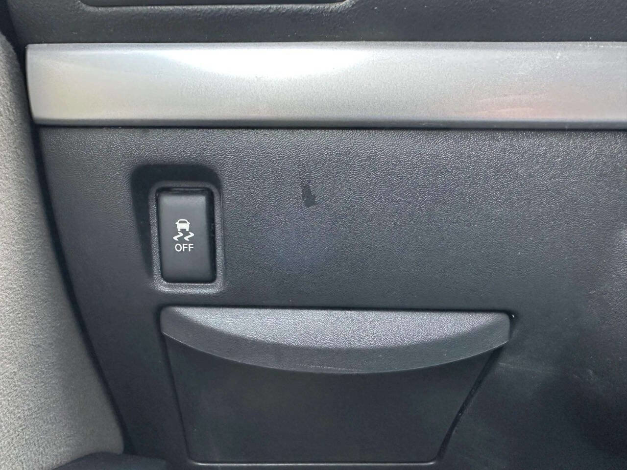 Used 2012 Nissan Sentra 2.0 S FWD image 23