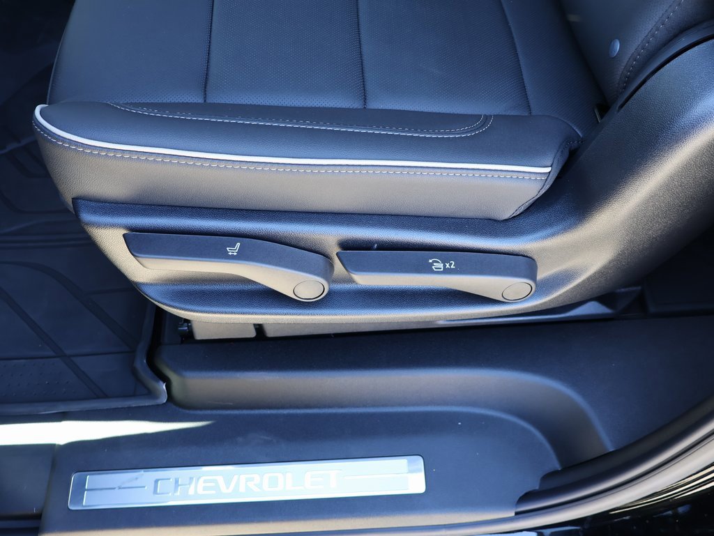 New 2025 Chevrolet Suburban Premier image 29