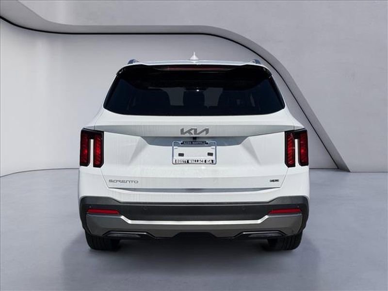 New 2026 Kia Sorento S image 4