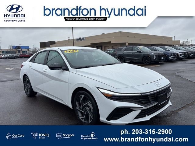 Certified 2025 Hyundai Elantra SEL FWD image 1