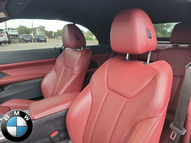 Used 2022 BMW M440i Convertible RWD image 19