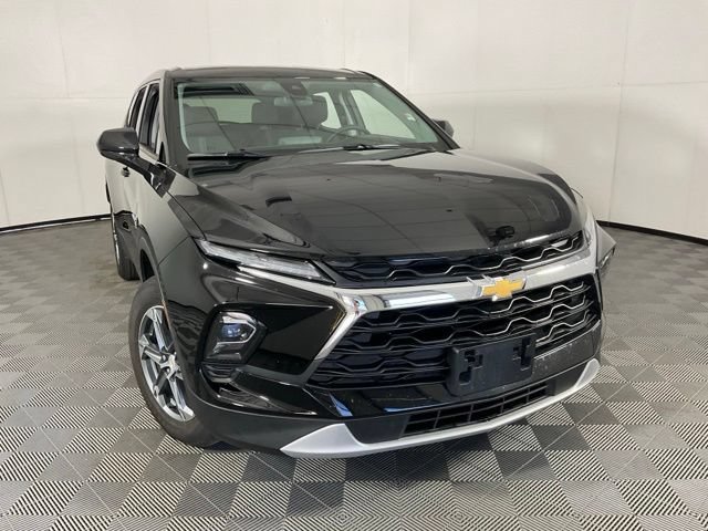 Used 2025 Chevrolet Blazer LT AWD/4WD image 10
