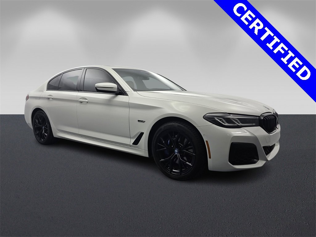 Certified 2023 BMW 530e w/ M Sport Package image 1
